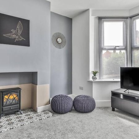 Refurbished Plush Property Great Transport Links Sheffield Exterior photo